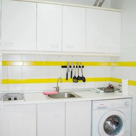Holidays Apartment *